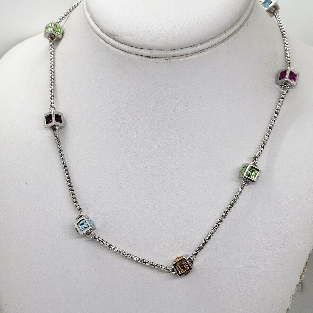 Modern silver tone rhinestone cube necklace